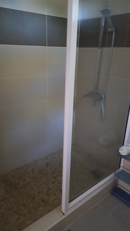 Villa In Le Tamier, 4 Bedrooms, 300M Flic En Flac Beach Zewnętrze zdjęcie